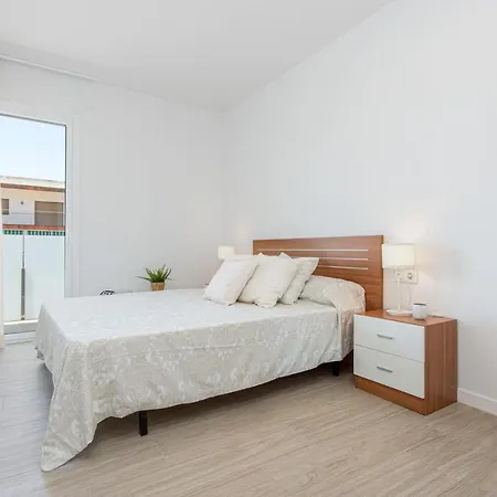 M A R I V E N T Suite With Bathroom And Terrace 50 M2 Roses Zewnętrze zdjęcie